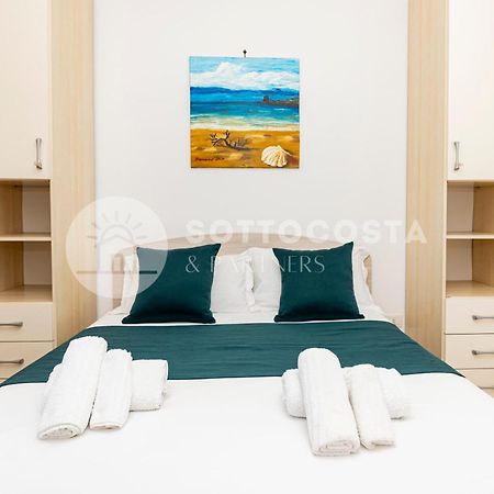 Giorni Salentini Bed & Breakfast Torre Lapillo Bagian luar foto
