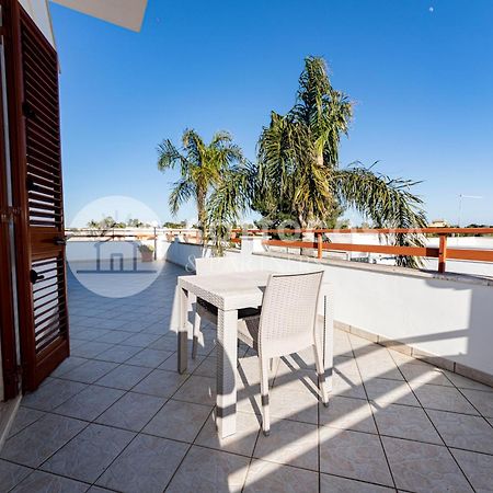 Giorni Salentini Bed & Breakfast Torre Lapillo Bagian luar foto
