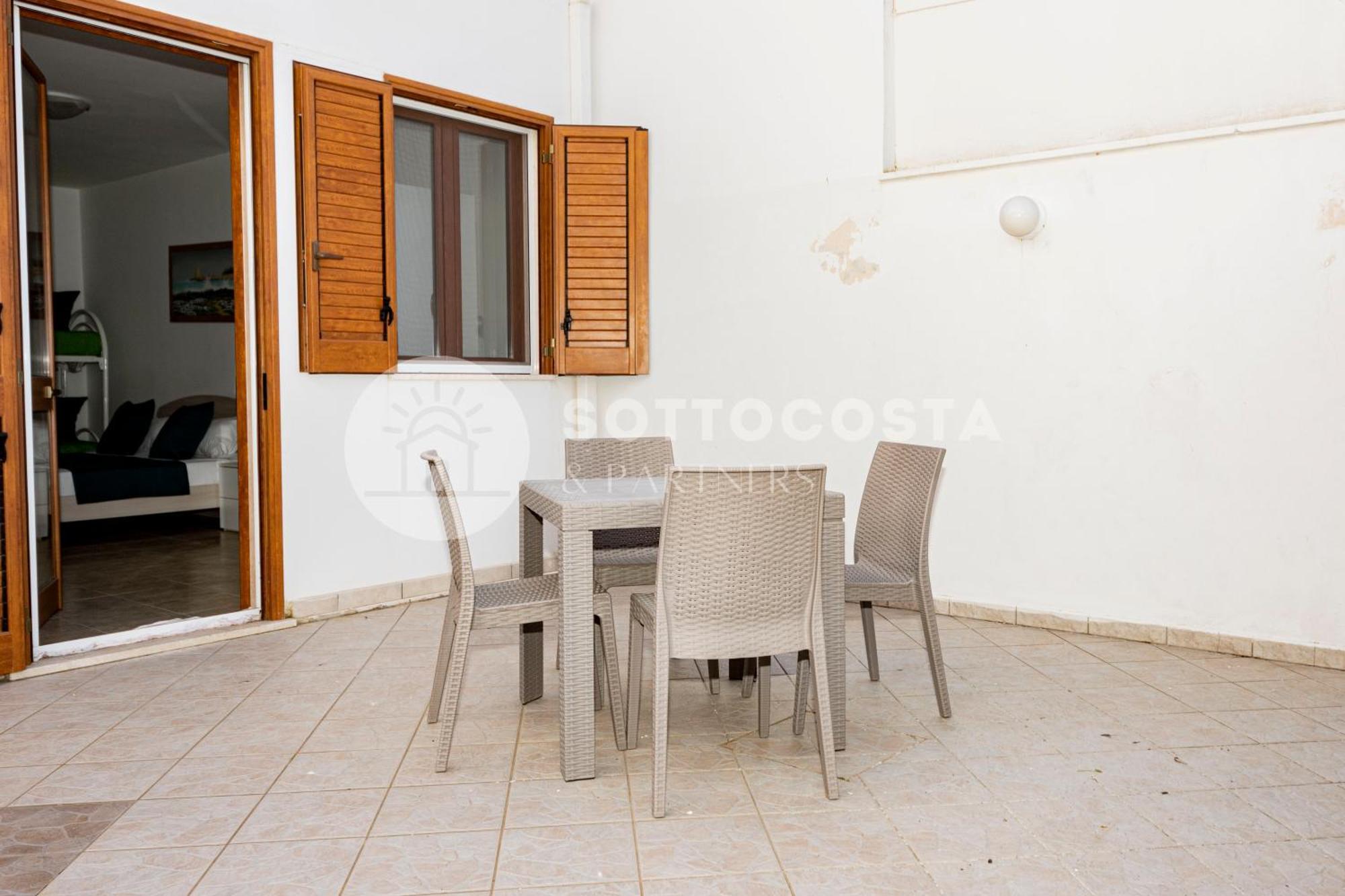 Giorni Salentini Bed & Breakfast Torre Lapillo Bagian luar foto