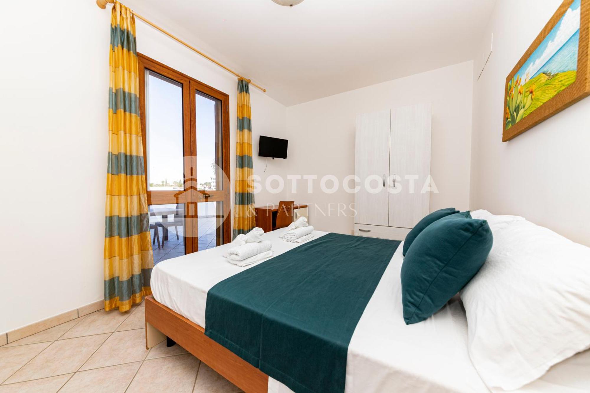 Giorni Salentini Bed & Breakfast Torre Lapillo Bagian luar foto