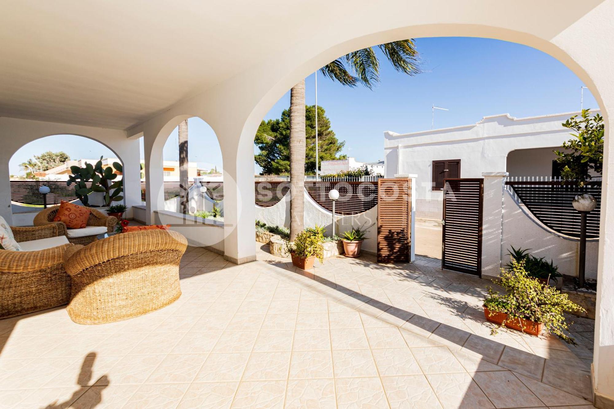 Giorni Salentini Bed & Breakfast Torre Lapillo Bagian luar foto
